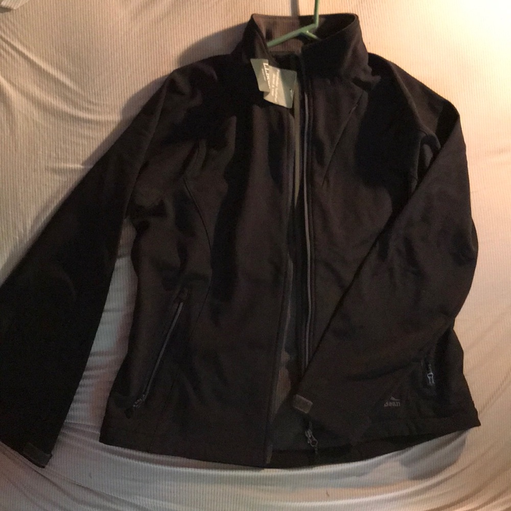 Pathfinder Softshell Jacket